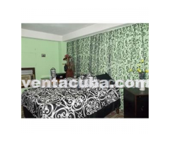 Se vende casa en el centro de la ciudad de Santi..