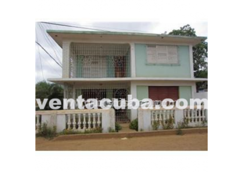 Casa biplanta, con todas las comodidades. La de ..