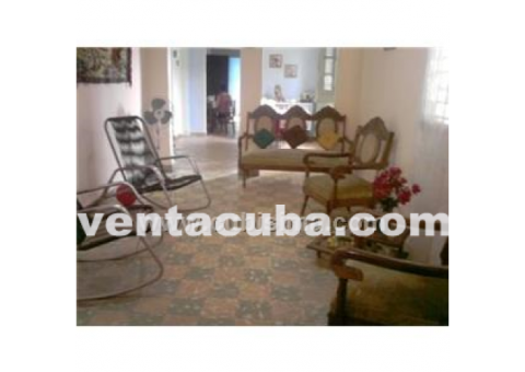 vendo casa con todo adentro y vacia ,escucho pro..