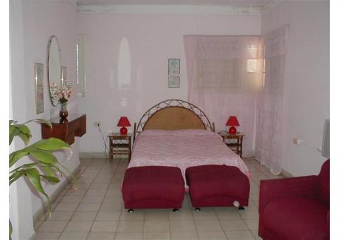 Se Renta Casa En NUEVO VEDADO