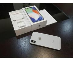 Apple iPhone X SIM FREE / UNLOCKED