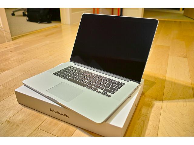 NEW! Sealed 2017 MacBook Pro 15