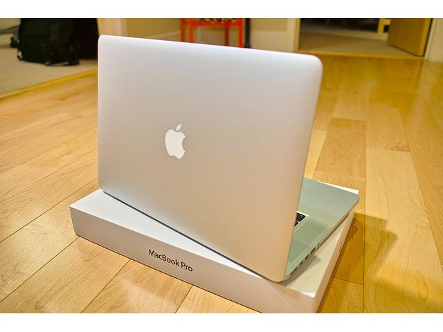 NEW! Sealed 2017 MacBook Pro 15