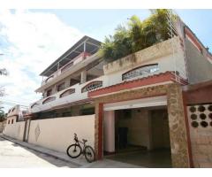 Casa con piscina y ranchon