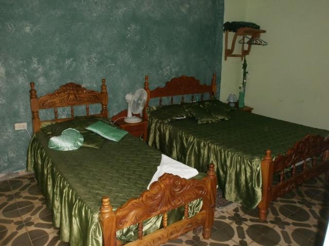 CASA COLONIAL CASCO HISTORICO CON TODO DENTRO