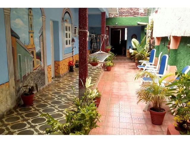 CASA COLONIAL CASCO HISTORICO CON TODO DENTRO