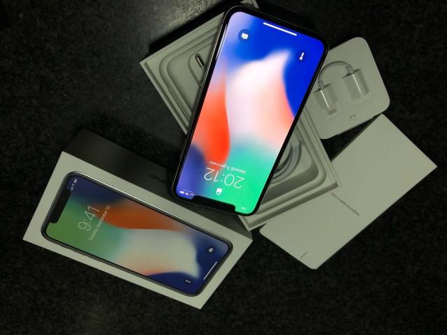 Original Apple iPhone X 64gb 256gb airpod shipping Free