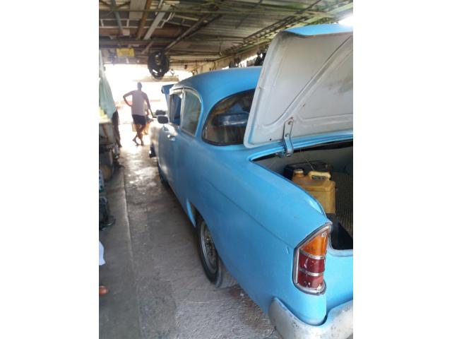 VENDO Opel Record 1958 de 2 puertas en 16000 CUC. Fernando. Tel. 53458303