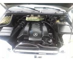Mercedes Benz V8 del 2000 Automático en perfecto estado tecnico