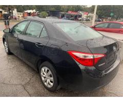 Toyota, auto estadounidense para venta e importación a cuba.