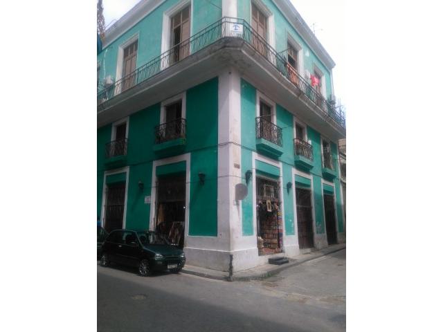 Vendo apto en la Habana Vieja ( casco histórico )
