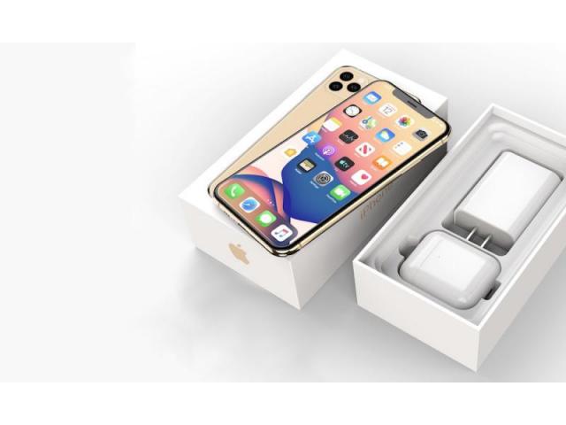 Apple iPhone 11 Pro Max 256GB Unlocked == $800