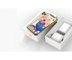 Apple iPhone 11 Pro Max 256GB Unlocked == $800