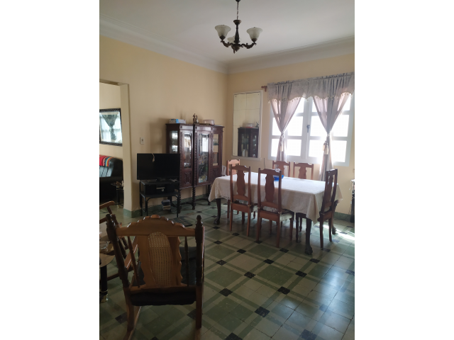 Venta de casa independiente en excelente zona de Miramar