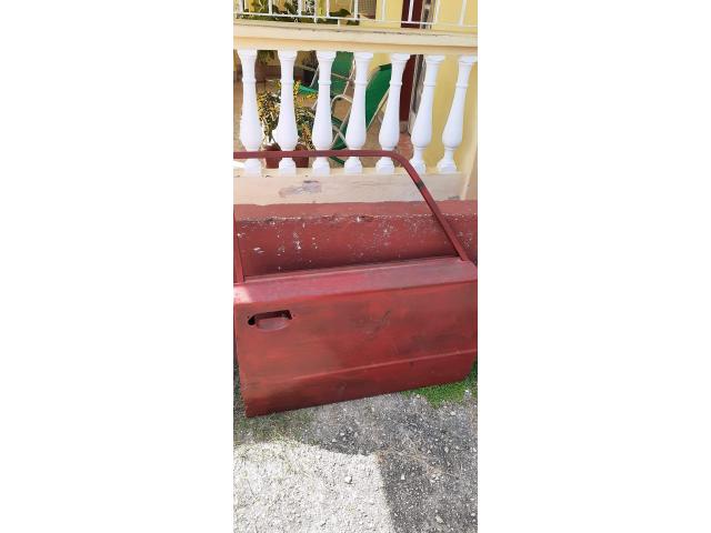 PUERTAS NUEVAS PARA LADA 2101, 1500 Y 1600. MALETERO , PISOS COMPLETOS NUEVOS PARA LADA Y FIAT