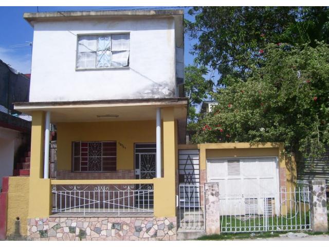 Se vende biplanta capitalista en San Miguel de ¾, garaje+3baños,por 35000CUC