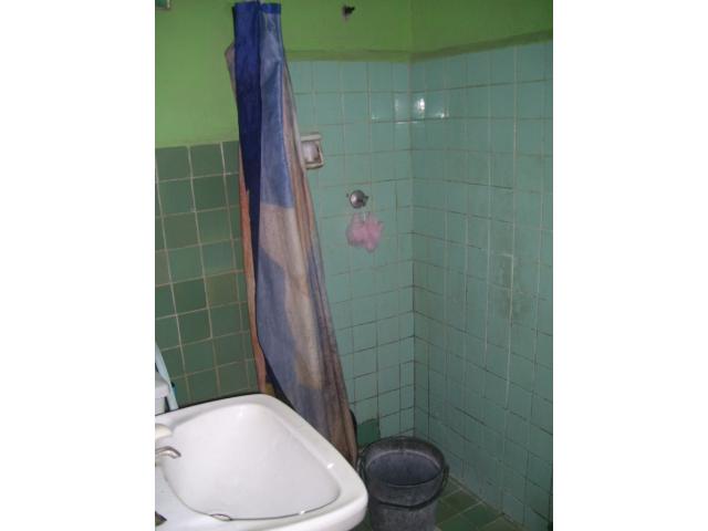 Apto en Centro Habana ¾ a 2 cuadras del Parque La Fraternidad,11000CUC.Ajustable