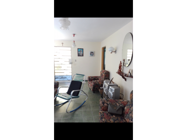 Vendo o permuto  casa independiente de 2 plantas en el Reparto Bahía.