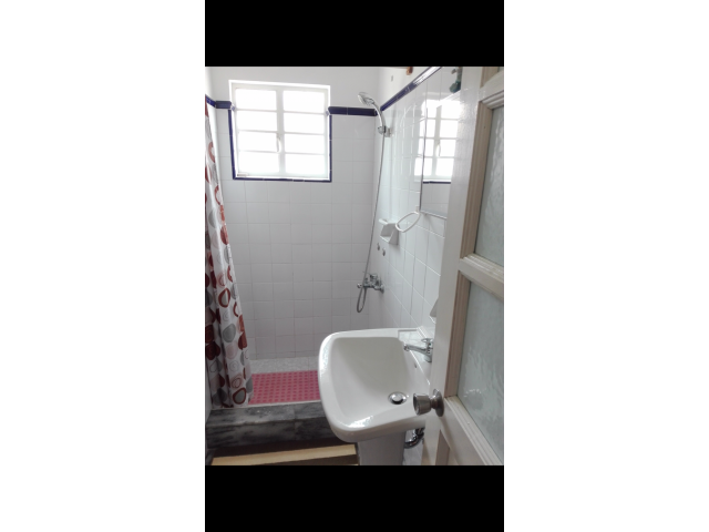 Vendo o permuto  casa independiente de 2 plantas en el Reparto Bahía.