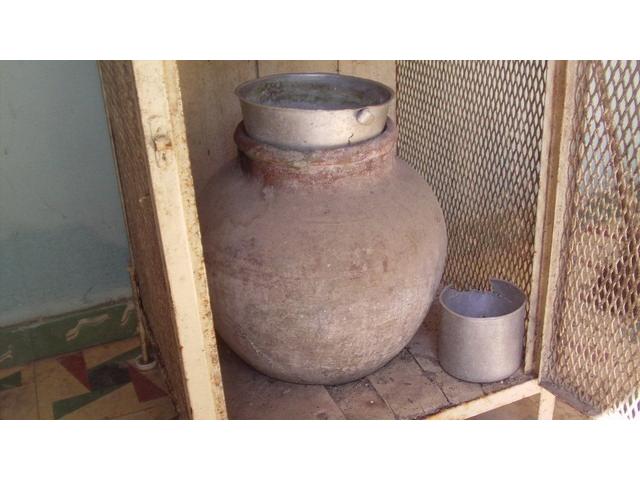 Filtro de destilar agua con piedra y pipa