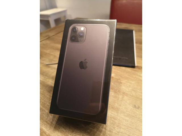 Ang pabrika sa Apple iPhone 11 pro max 512gb gi-lock