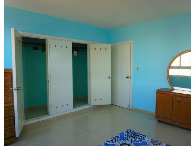 APARTAMENTO CON VISTA AL MAR.