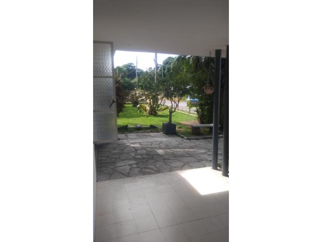 I am selling a house with 2 floors with a total land of 921.38 square meters.