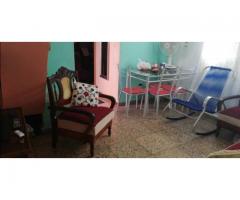 Juego de sala de cedro tallado