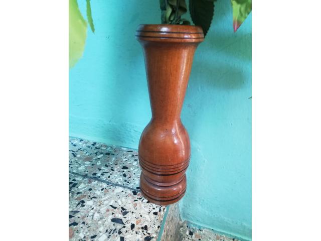 Juego de sala de cedro tallado