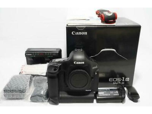 Nikon D6 DSLR Camera / Canon EOS-1D X Mark III
