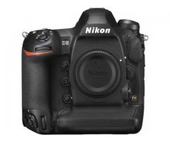 Nikon D6 DSLR Camera / Canon EOS-1D X Mark III