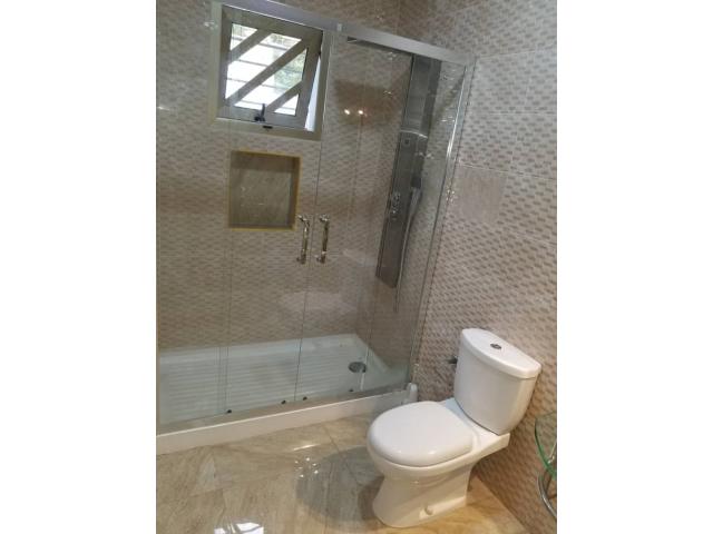 Se vende hermosa propiedad en 5ta avenida, Santa Fe, Playa