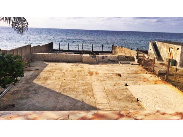 PROPIEDAD EN MIRAMAR CON LA MEJOR POSICIÓN PARA SU NEGOCIO