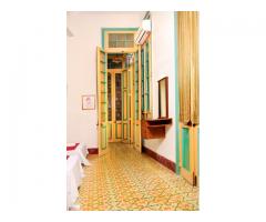 Se vende casa de 5/4 y 3 baños cent habana 78782460 Ana o Jorge