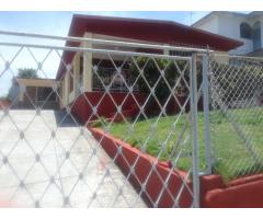 Casa-apartamento muy amplia en el Reparto Chibas, se valoran propuestas