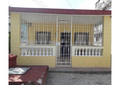 SE VENDE CASA A 3 CUADRAS DE 10 DE OCTUBRE Y ACOSTA OPORTUNIDAD ÚNICA!!!!!!!!!
