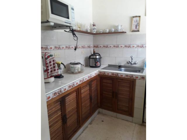 SE VENDE CASA A 3 CUADRAS DE 10 DE OCTUBRE Y ACOSTA OPORTUNIDAD ÚNICA!!!!!!!!!