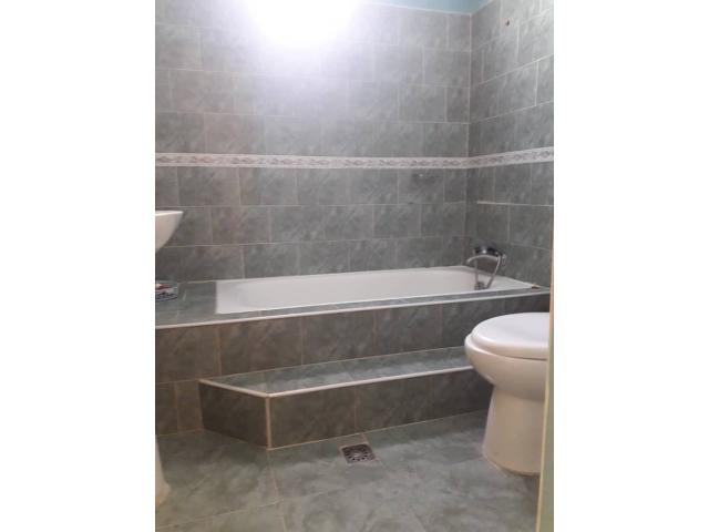 SE VENDE CASA A 3 CUADRAS DE 10 DE OCTUBRE Y ACOSTA OPORTUNIDAD ÚNICA!!!!!!!!!