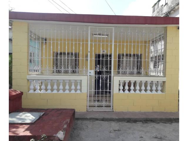 SE VENDE CASA A 3 CUADRAS DE 10 DE OCTUBRE Y ACOSTA OPORTUNIDAD ÚNICA!!!!!!!!!