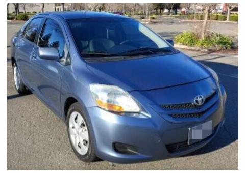 Toyota Yaris Sedan 2007 // 26000 USD
