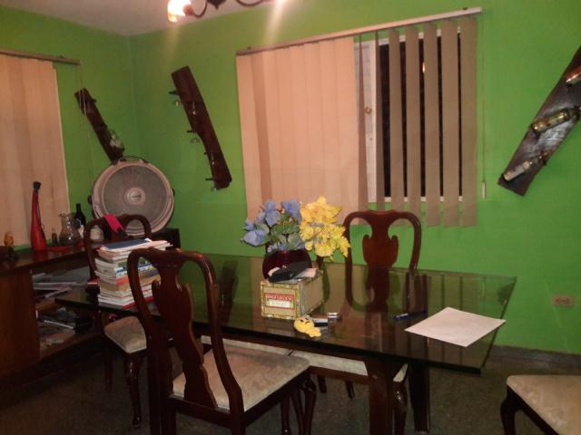 Vendo casa biplanta linda y espaciosa en Residencial Aldabó.