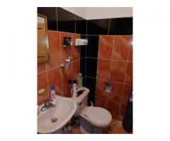 Vendo apto de 1/4 En el vedado plaza 2 piso no tiene balcón a la calle