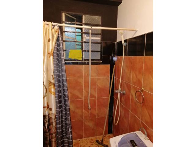 Vendo apto de 1/4 En el vedado plaza 2 piso no tiene balcón a la calle