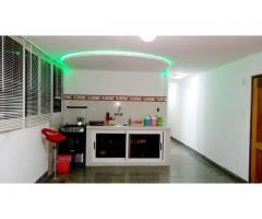 Vendo o permuto apartamento capitalista de 2 habitaciones y 2 baños en el vedado habana