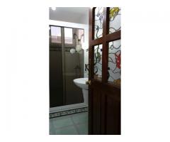 Vendo o permuto apartamento capitalista de 2 habitaciones y 2 baños en el vedado habana