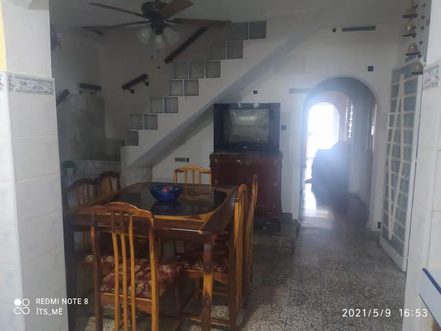 Casa en centro del Cotorro muy buena