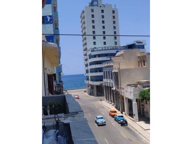 Esquina Dubil,Galiano,AptoCptlst 2doPiso.63 m2,5Balcones,Patio