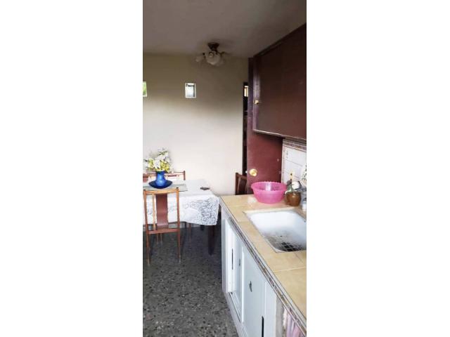 Se vende bonito apartamento. ( Precio negociable)